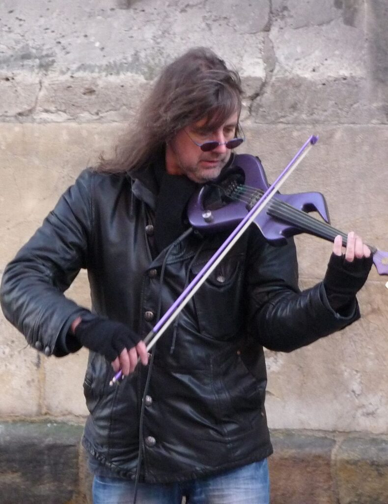Biografía de Ed Alleyne-Johnson: El creador de sonidos únicos con el violín electrónico
